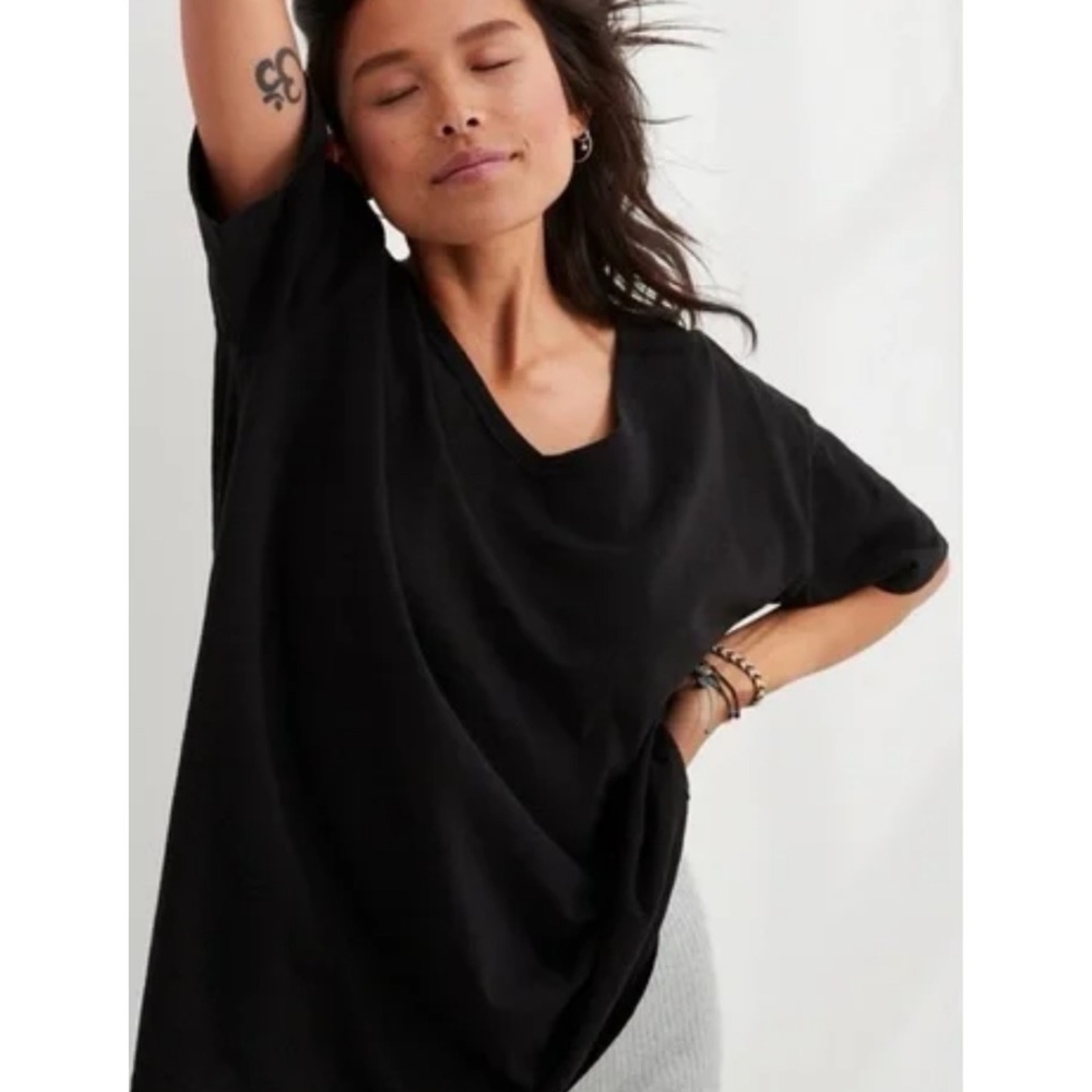 Aerie Black Oversized Boyfriend Pocket Tee